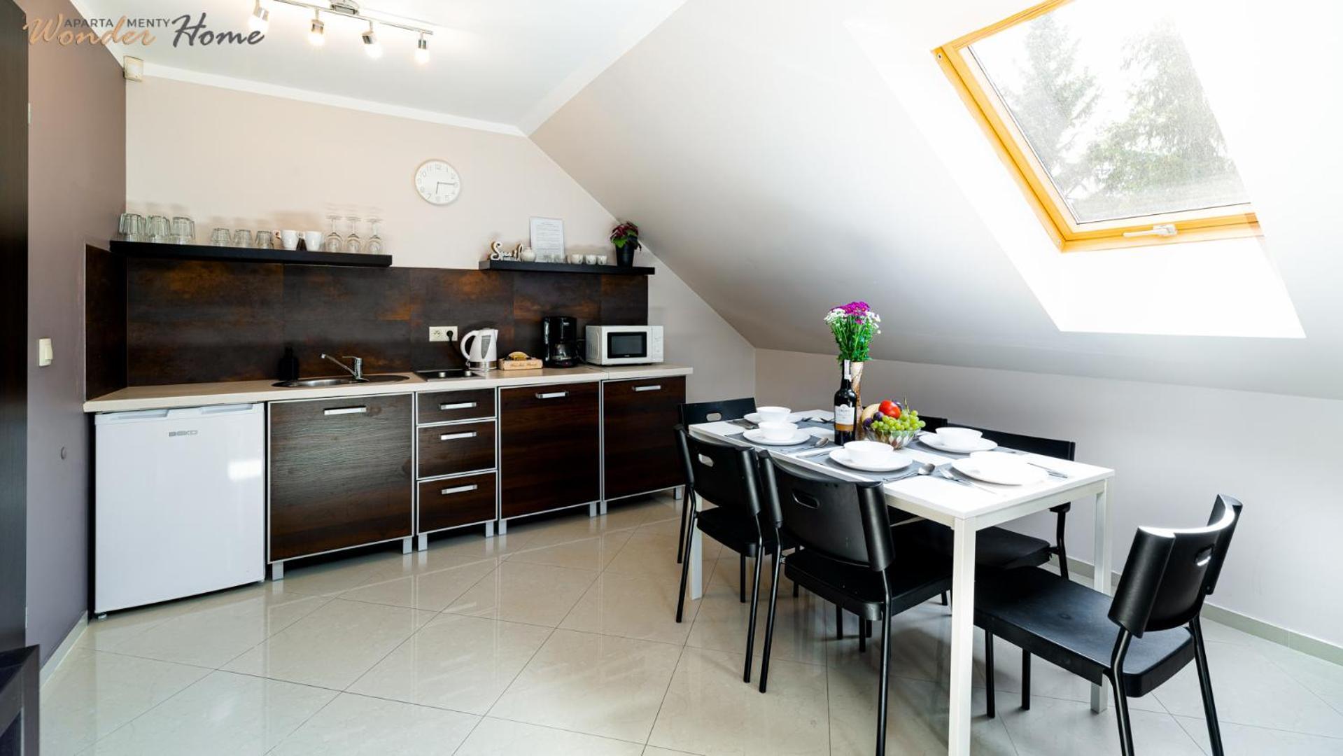 Apartamenty Czerwony Dworek - Duzy Teren Zielony, Plac Zabaw, Miejsce Na Grilla I Staw Z Mozliwoscia Wedkowania, Boisko Mysłakowice Εξωτερικό φωτογραφία